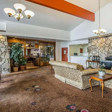 Econo Lodge Near Reno-Sparks Convention Center-2